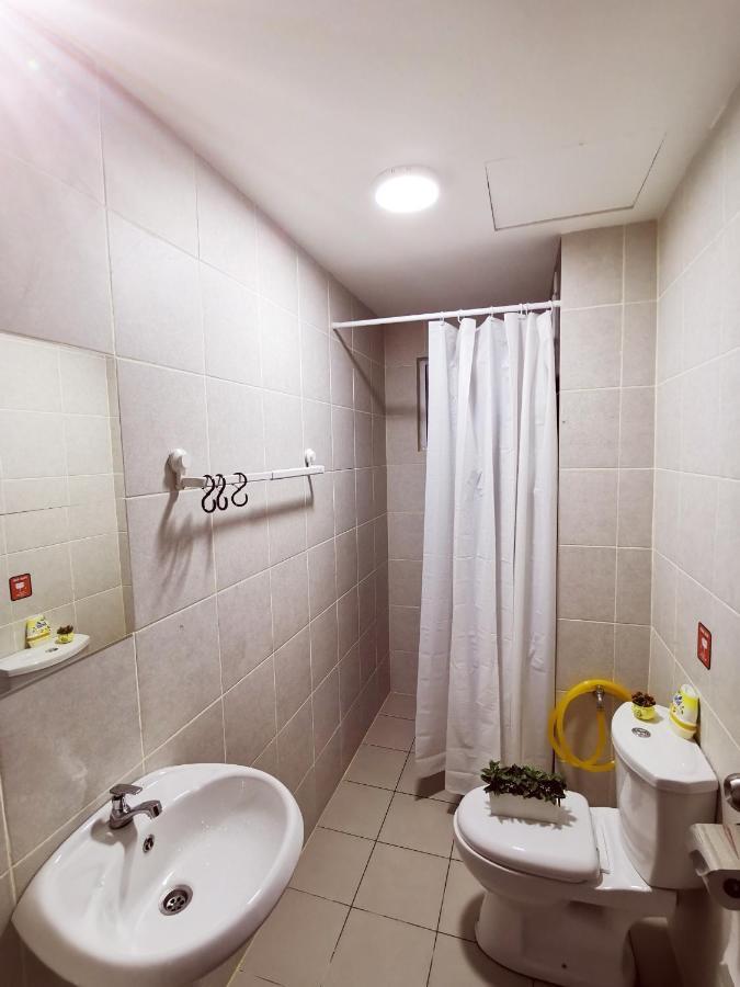 Kepong Homestay Selayang Batu Caves By Warm Home Kuala Lumpur Buitenkant foto